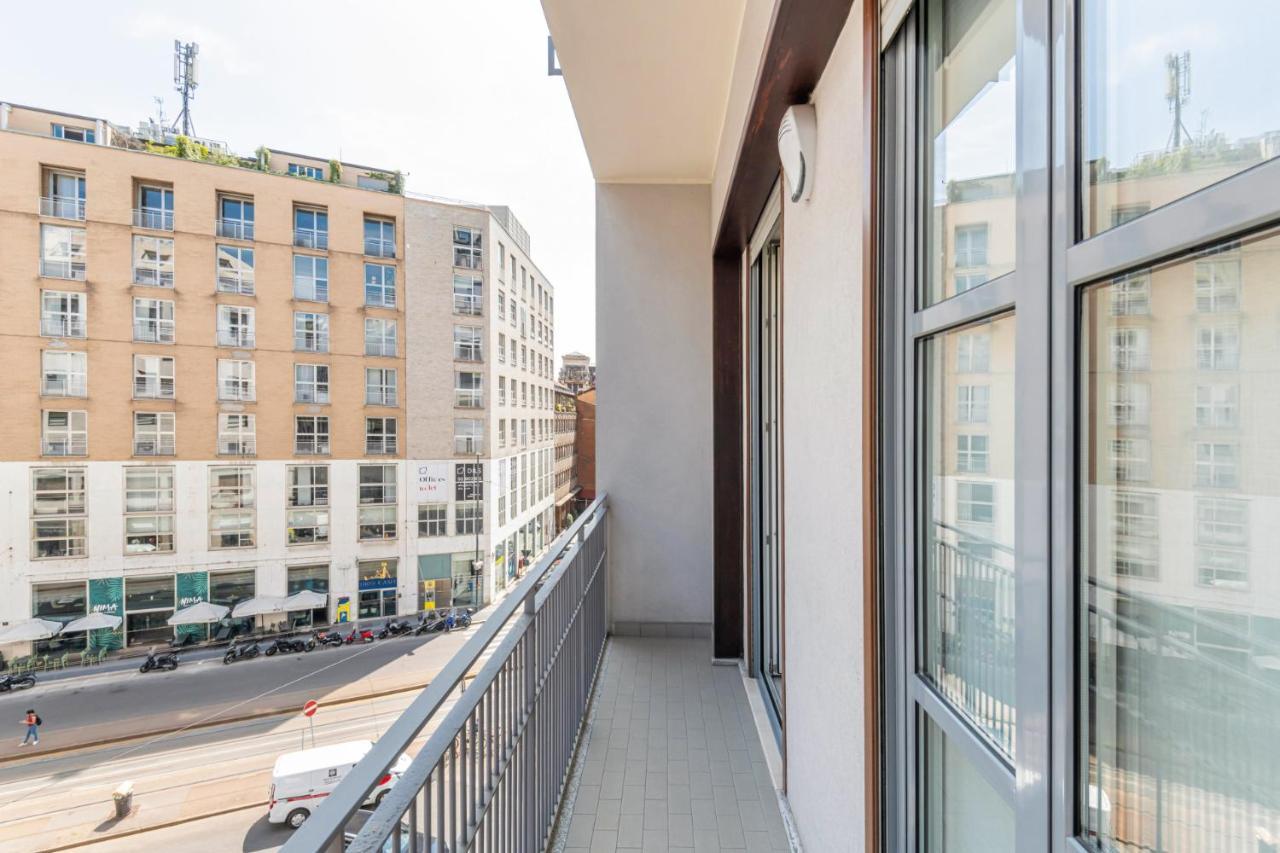 Easylife - Elegante Dimora Due Passi Dal Duomo Milão Exterior foto